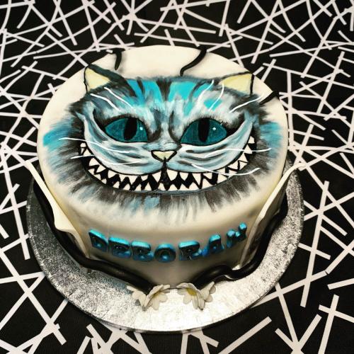 Alice Tim Burton cake